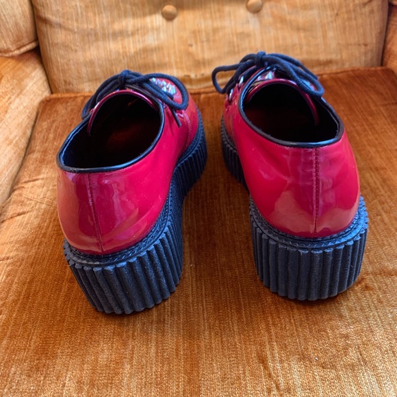 Demonia Red Heart Cut Out Platform Creeper! - Picture 5 of 6